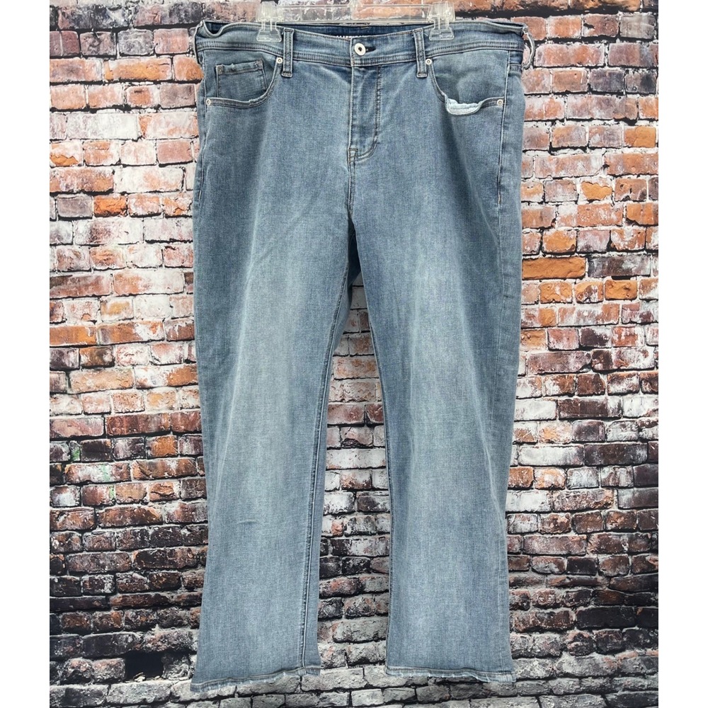 American Rag Cie Mens Jeans 38x30 Light Wash Stretch Straight Leg Denim Blue